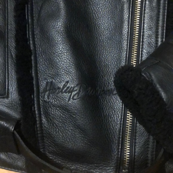 Leather Harley Davidson woman size Medium!!!! - Picture 2 of 6